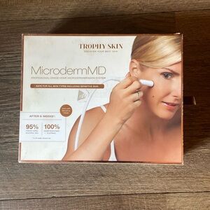 NIB Trophy Skin MicrodermMd professional  grade home microdermabrasion  skin